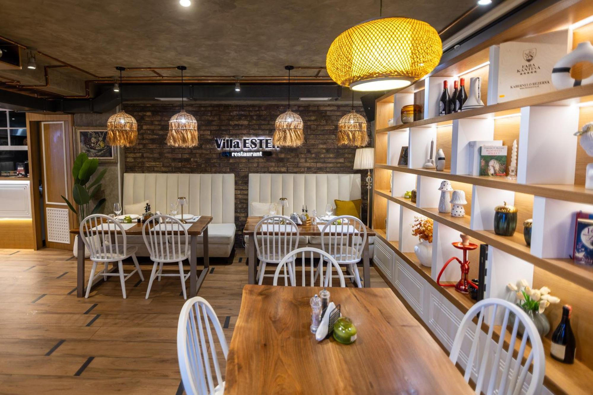 Villa Ester 科尔察 外观 照片